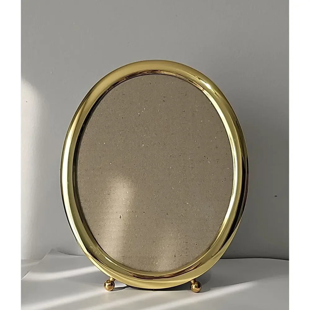 Vintage Large Oval Brass Footed Photo Picture Frame 11 x 9 Pin Closure
